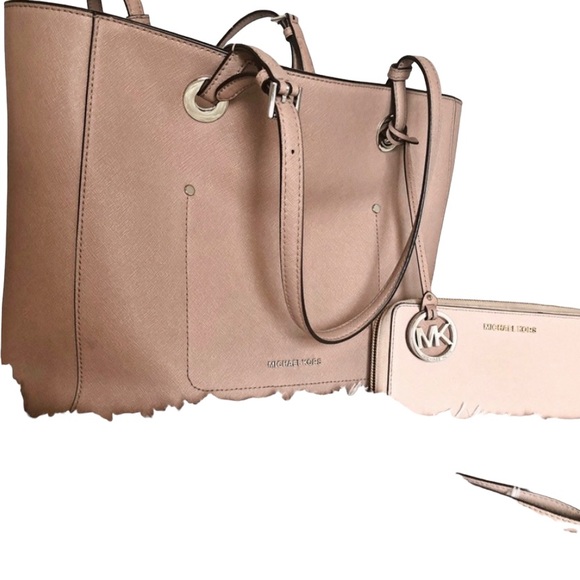 Michael Kors Pastel Pink Tote Laptop Purse&Wallet - Picture 2 of 6